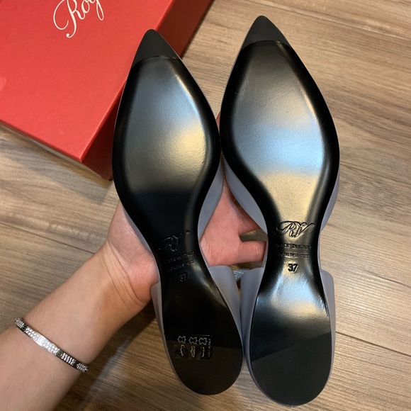 New Roger Vivier Chips D'orsay Ballet Flats - Picture 8 of 10